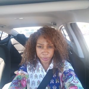 Meet your Posher, Brenella